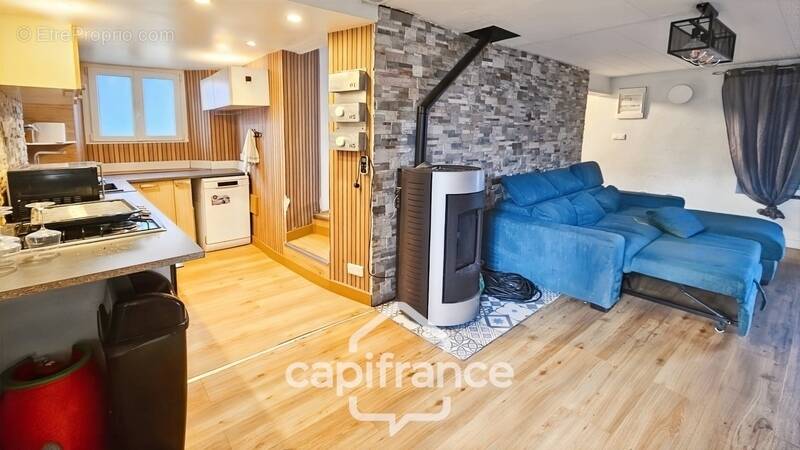 Maison à VILLENEUVE-SOUS-DAMMARTIN