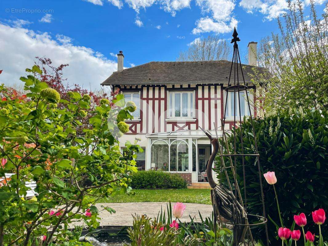 Maison à EVREUX