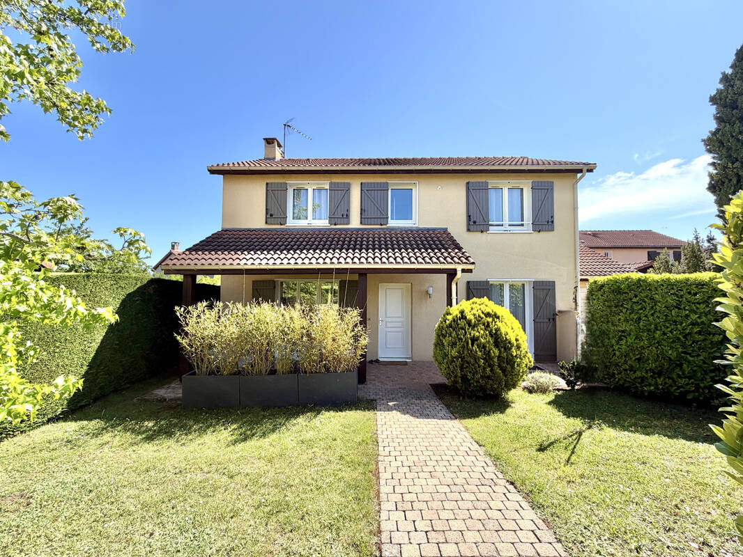 Maison à MARCY-L'ETOILE