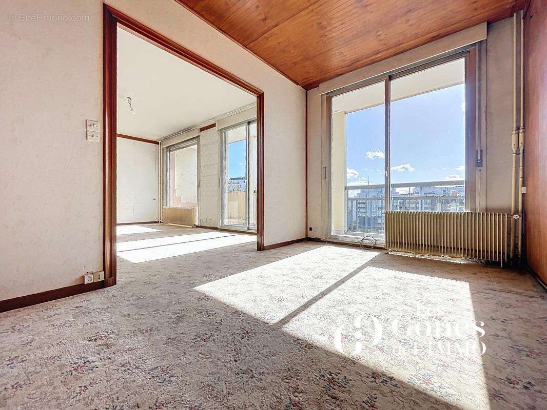 Appartement à LYON-8E