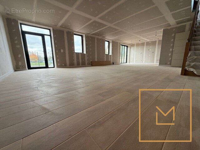 Maison à EPINAY-SUR-ODON