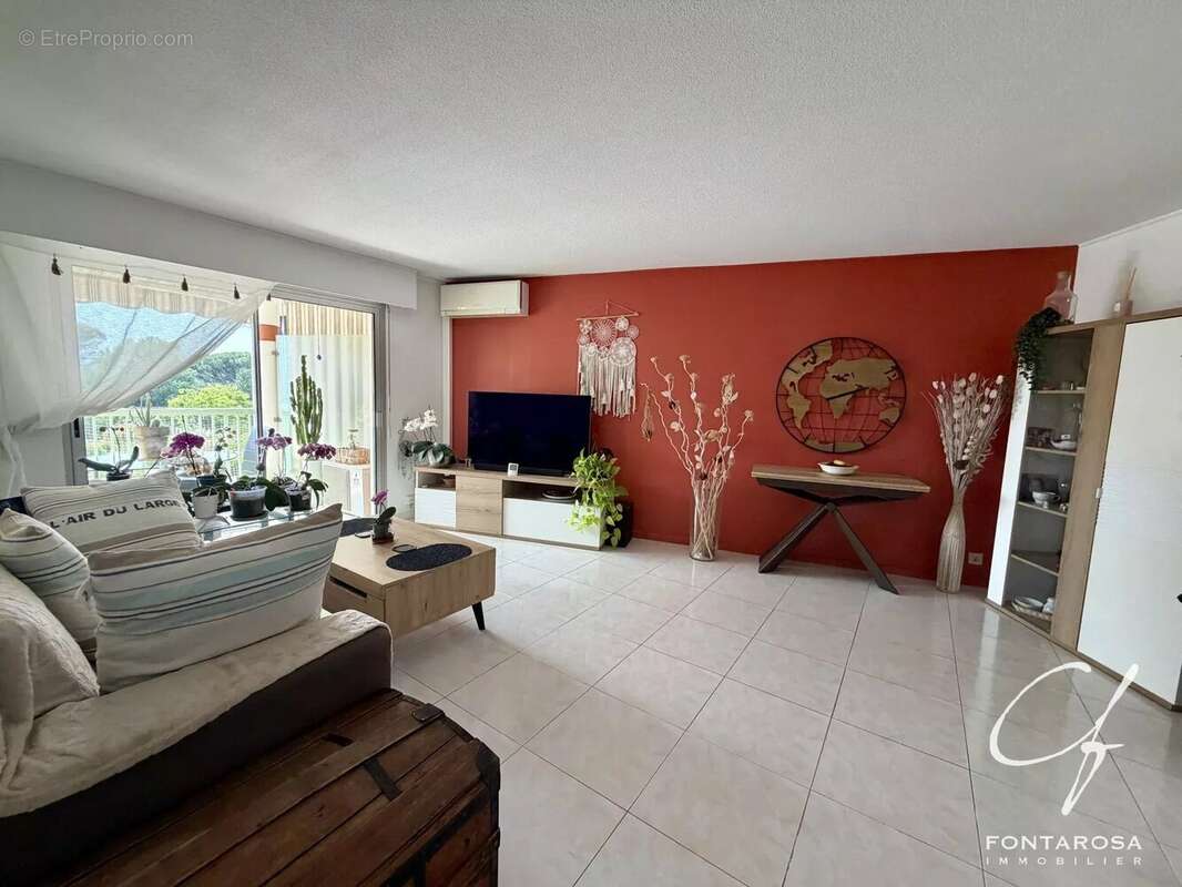 Appartement à SAINT-RAPHAEL