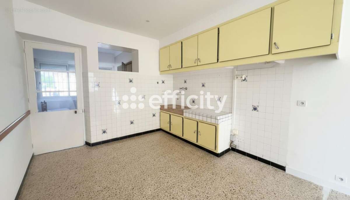 Appartement à PORT-DE-BOUC