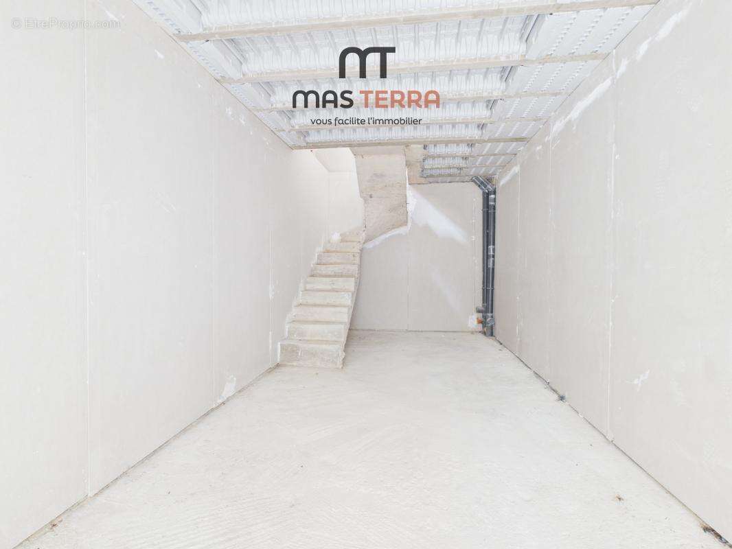 Appartement à CHATEAUNEUF-GRASSE