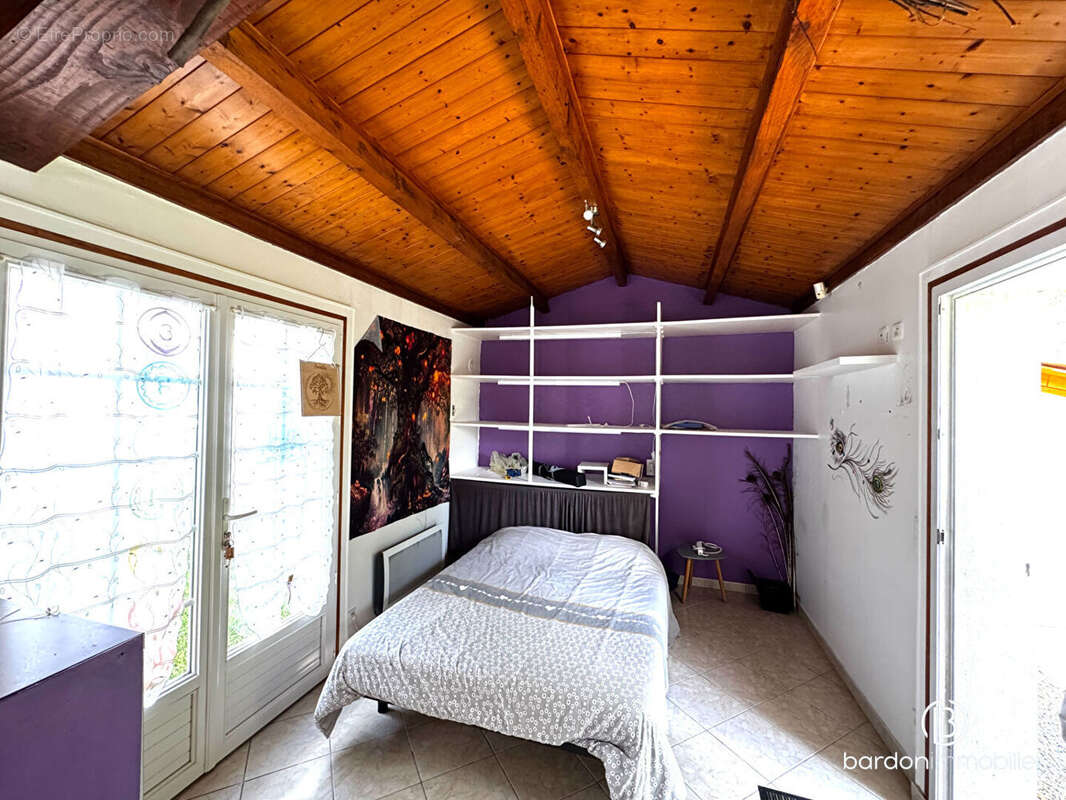 Maison 7 pièces  -147 m² - Environnement calme - photo 12