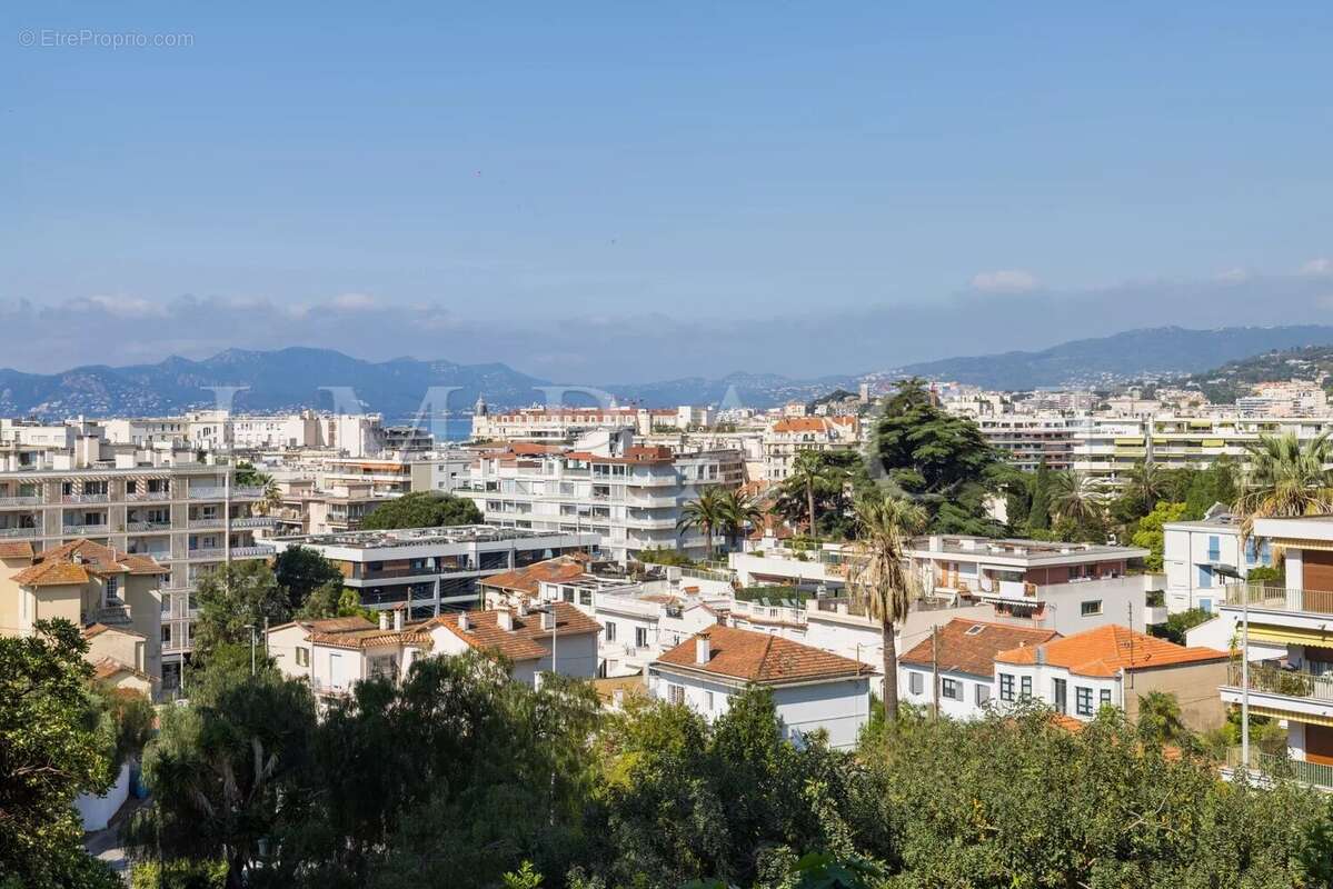 Appartement à CANNES