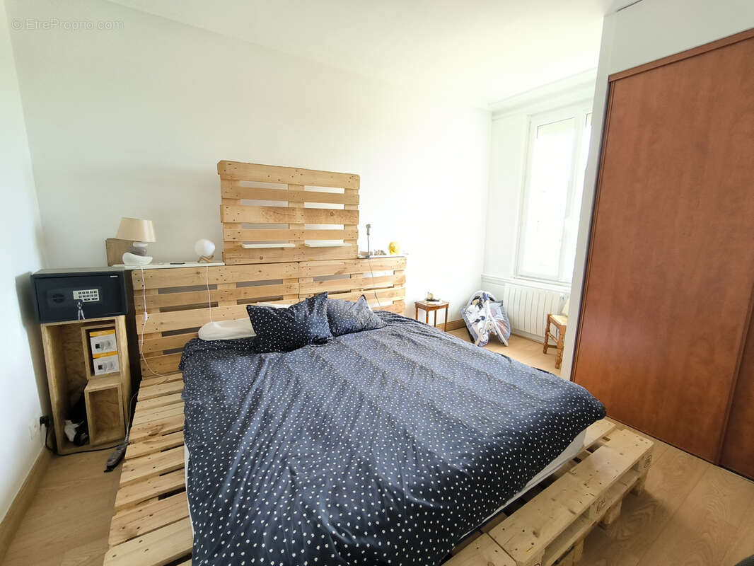 Appartement à TOURVILLE-LA-RIVIERE