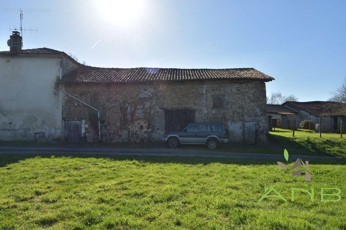 Maison à LE LINDOIS