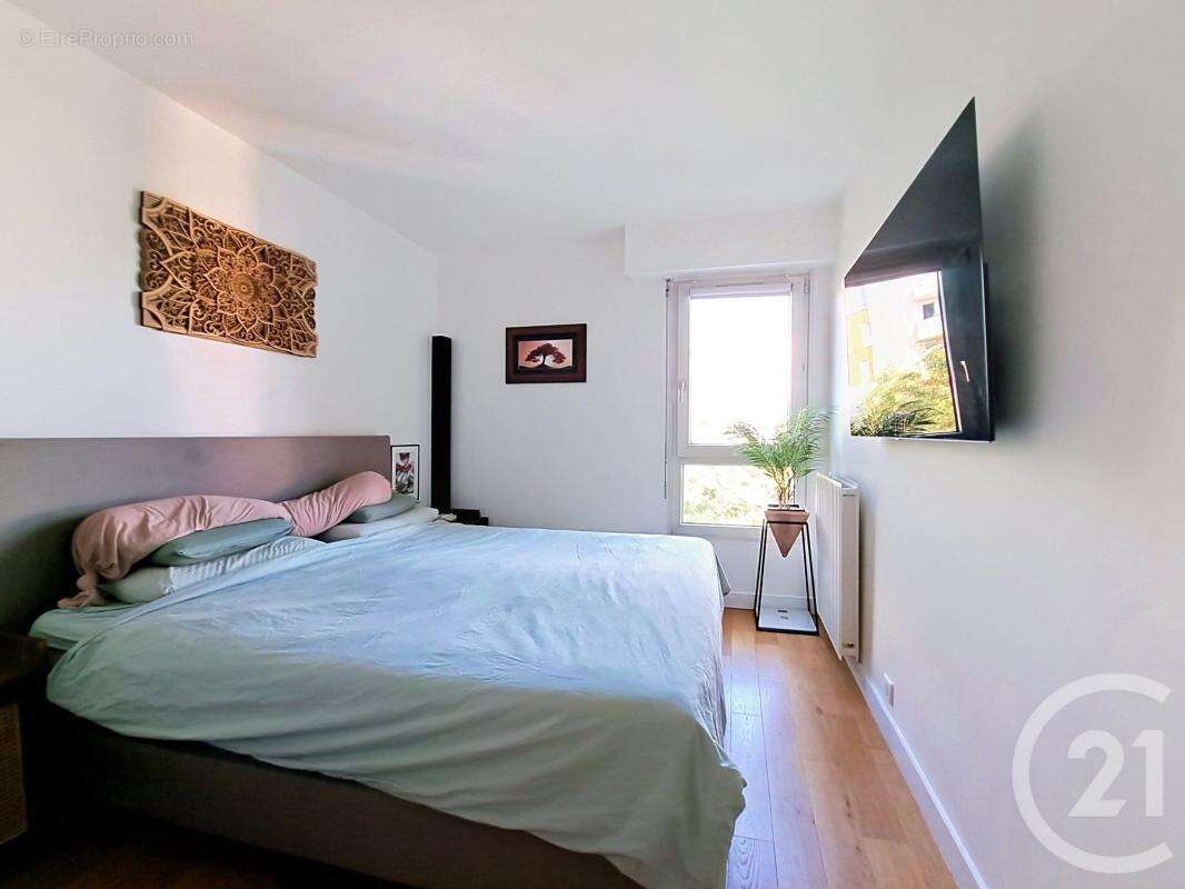 Appartement 76 m² à Creteil  - photo 12