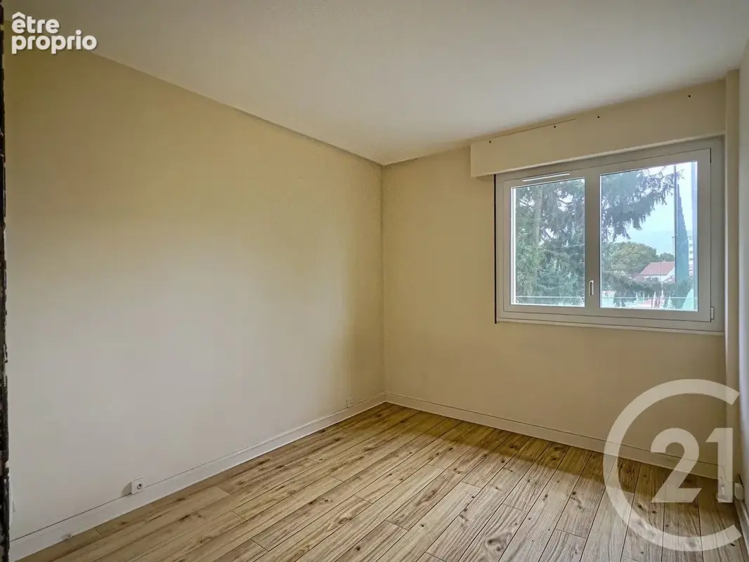 Appartement 4 pièces 73 m² à vendre à Antony (92160) - photo 4