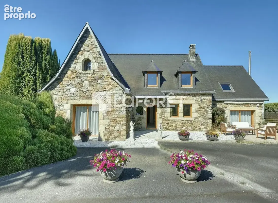 Maison à LASSY