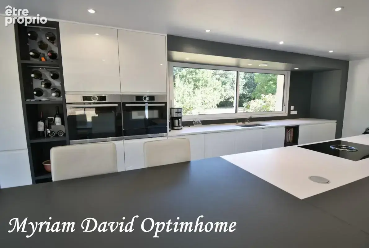 Propriété de 173 m² avec appartement indépendant et 9 000 m² de terrain à 7 mn Rostrenen - photo 30