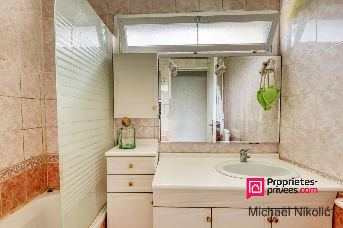 Appartement à LYON-9E