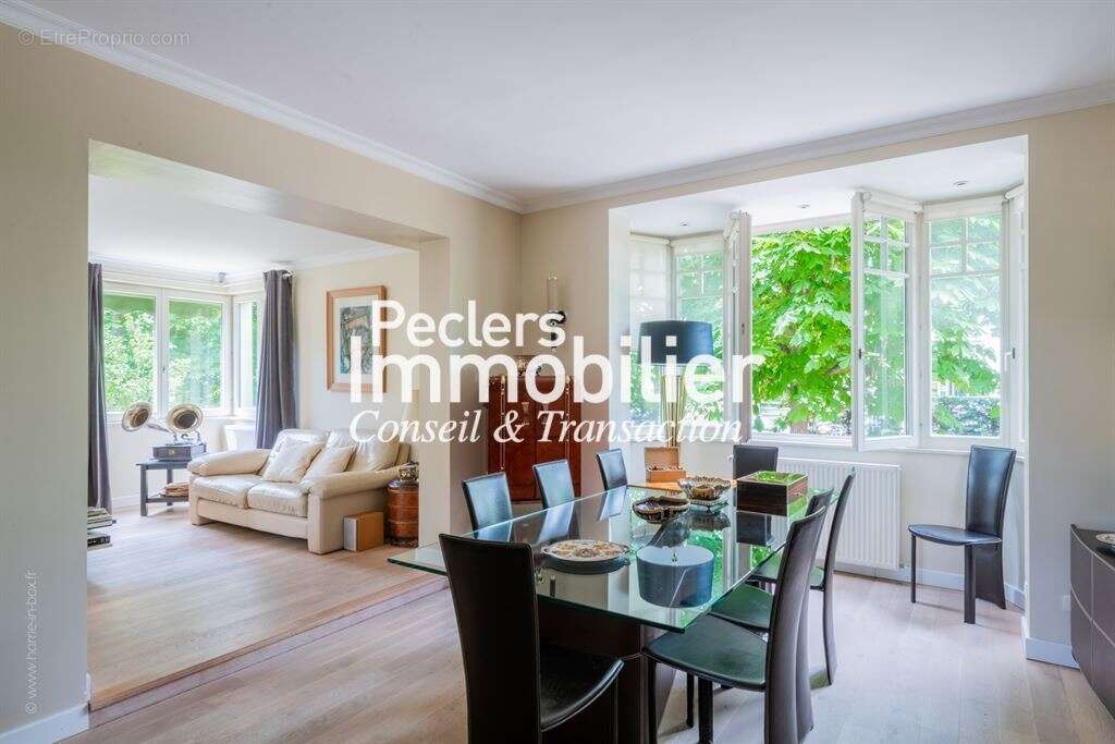 Maison de caractère familiale dans le triangle d'or - photo 4