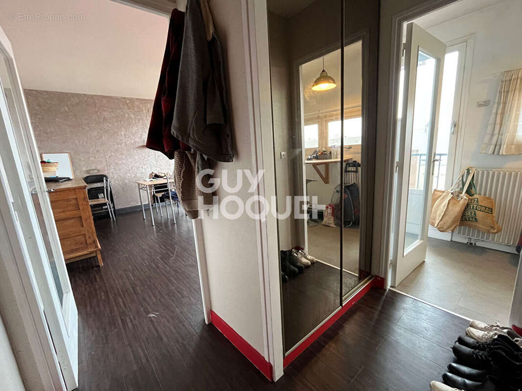 Appartement à SAINT-PRYVE-SAINT-MESMIN