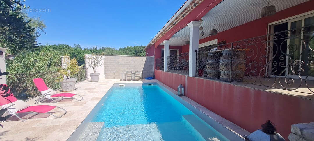 Spacieuse villa 155m² avec grand garage et piscine sur 760m² de terrain - photo 9