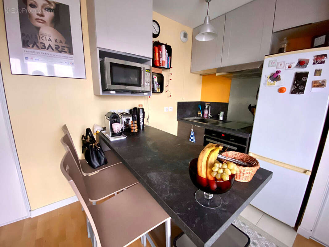 Appartement à SARTROUVILLE