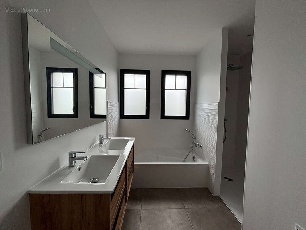 Maison à GUJAN-MESTRAS