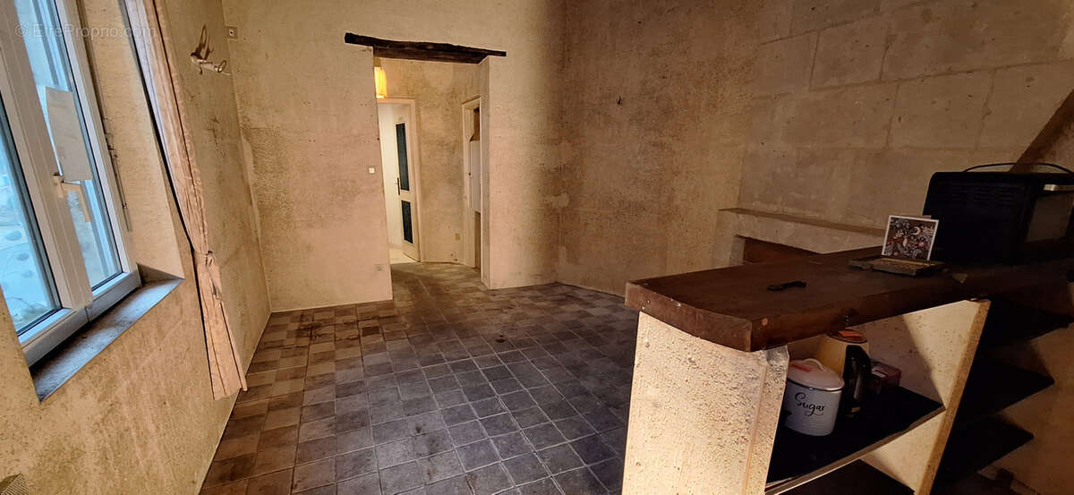 Maison à FONTEVRAUD-L'ABBAYE