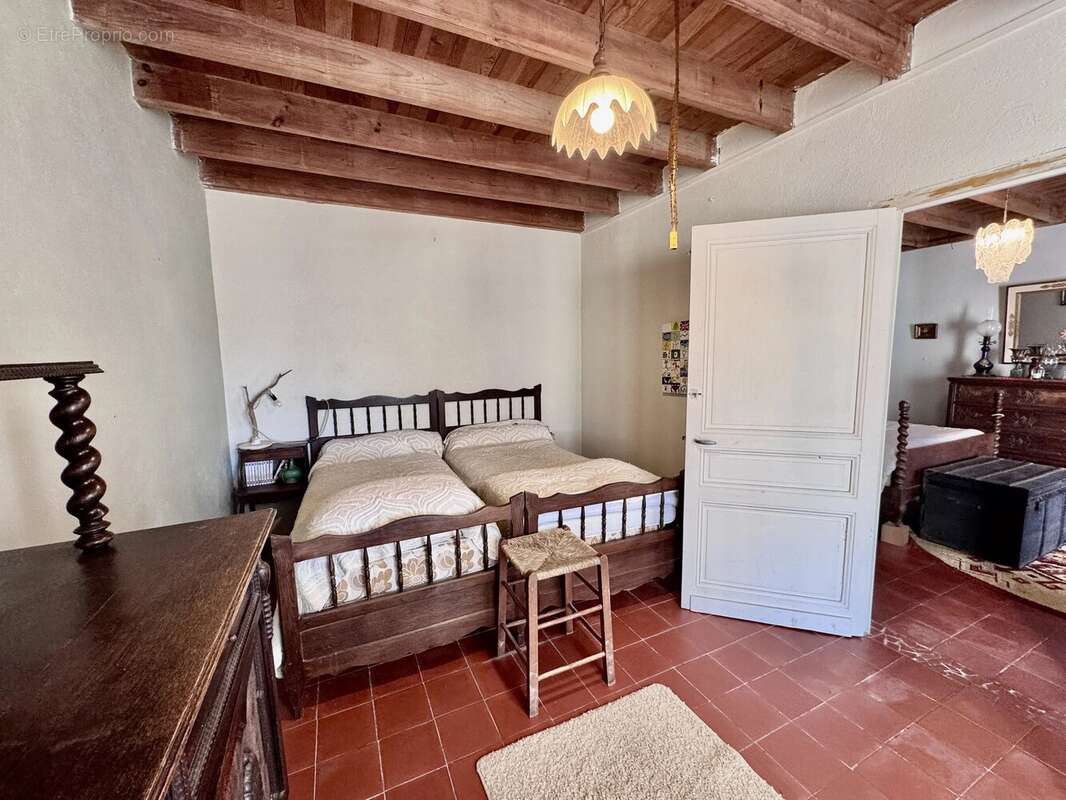 Maison à SIGOULES