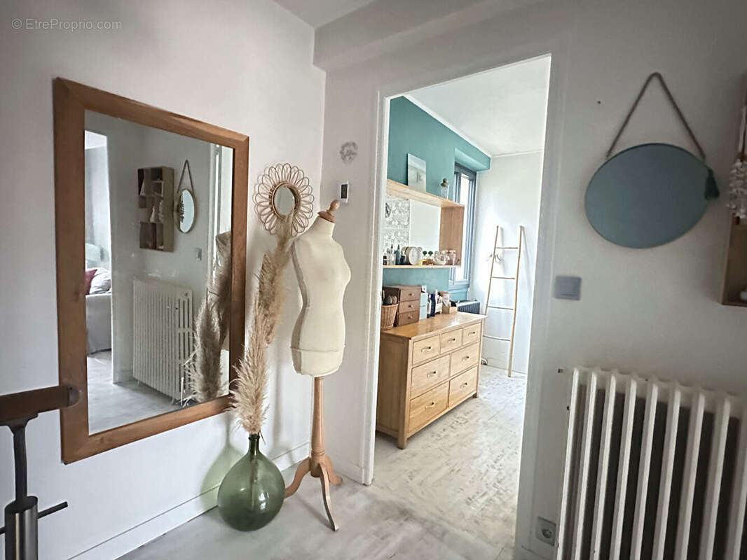 Maison à FOLLAINVILLE-DENNEMONT