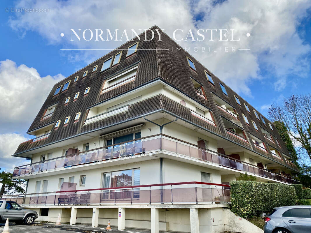 Appartement à TROUVILLE-SUR-MER