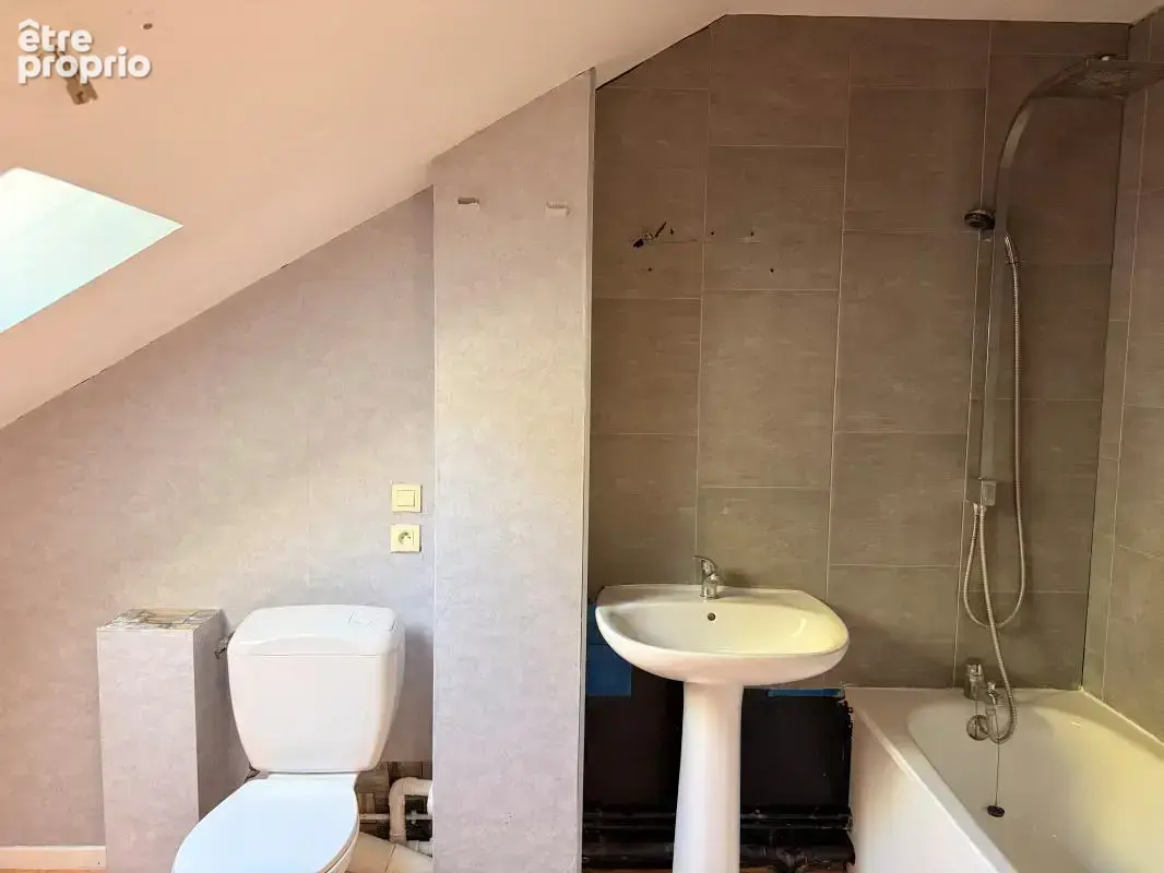 Bruay la buissiere - maison t4 de 108  m² - photo 7