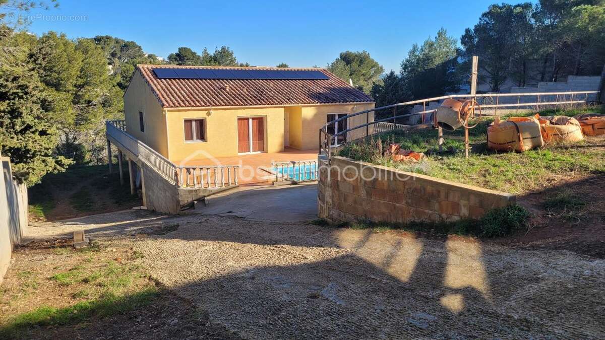Narbonne - secteur roche grise - villa de 183 m² - 4 faces - piscine - appartement de 70 m² - parcelle 2200 m² - photo 13