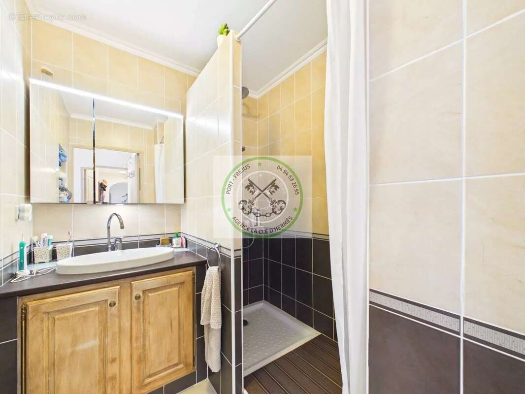 Appartement à SAINT-RAPHAEL