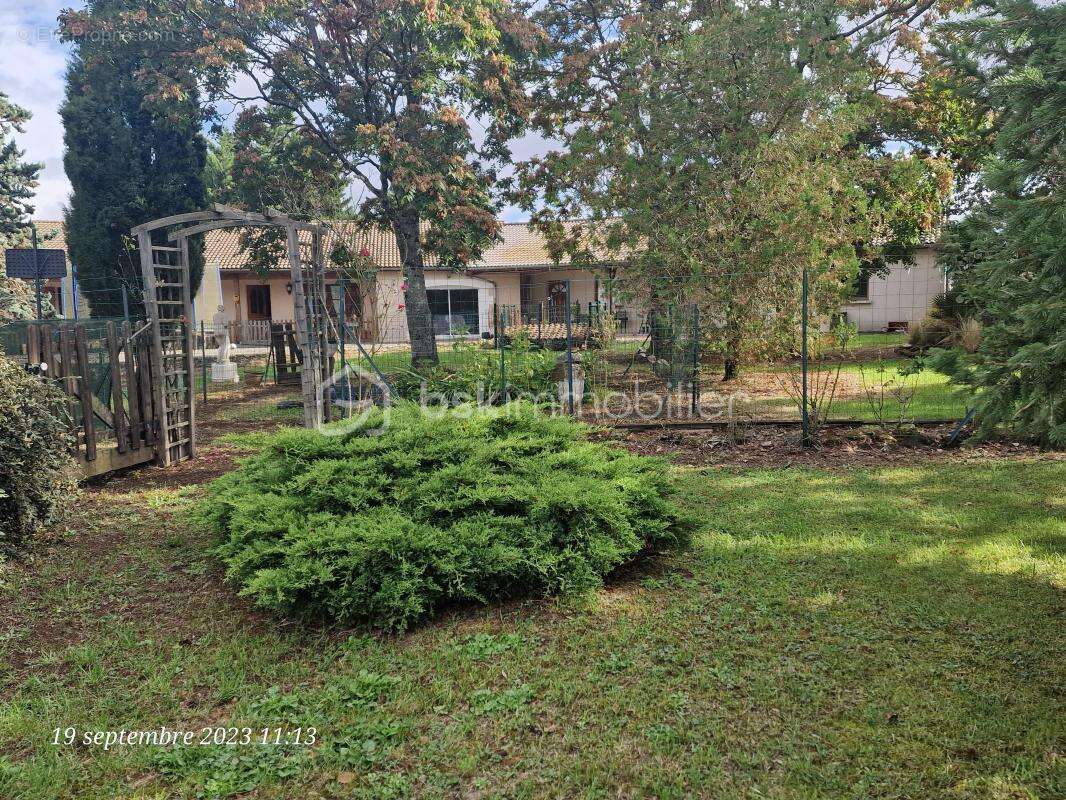 Maison à CHAMPIGNY-LE-SEC