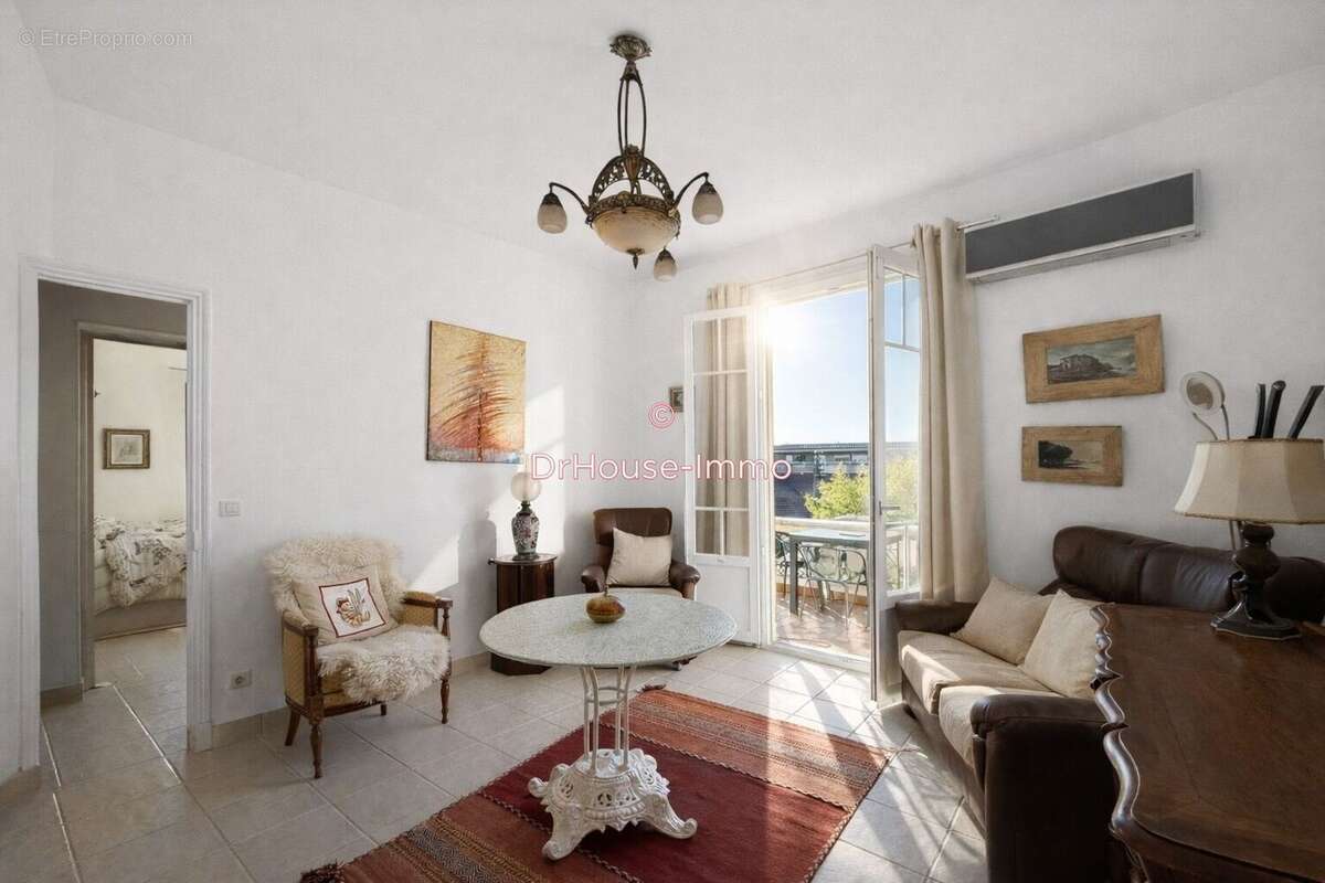 Maison à CAGNES-SUR-MER