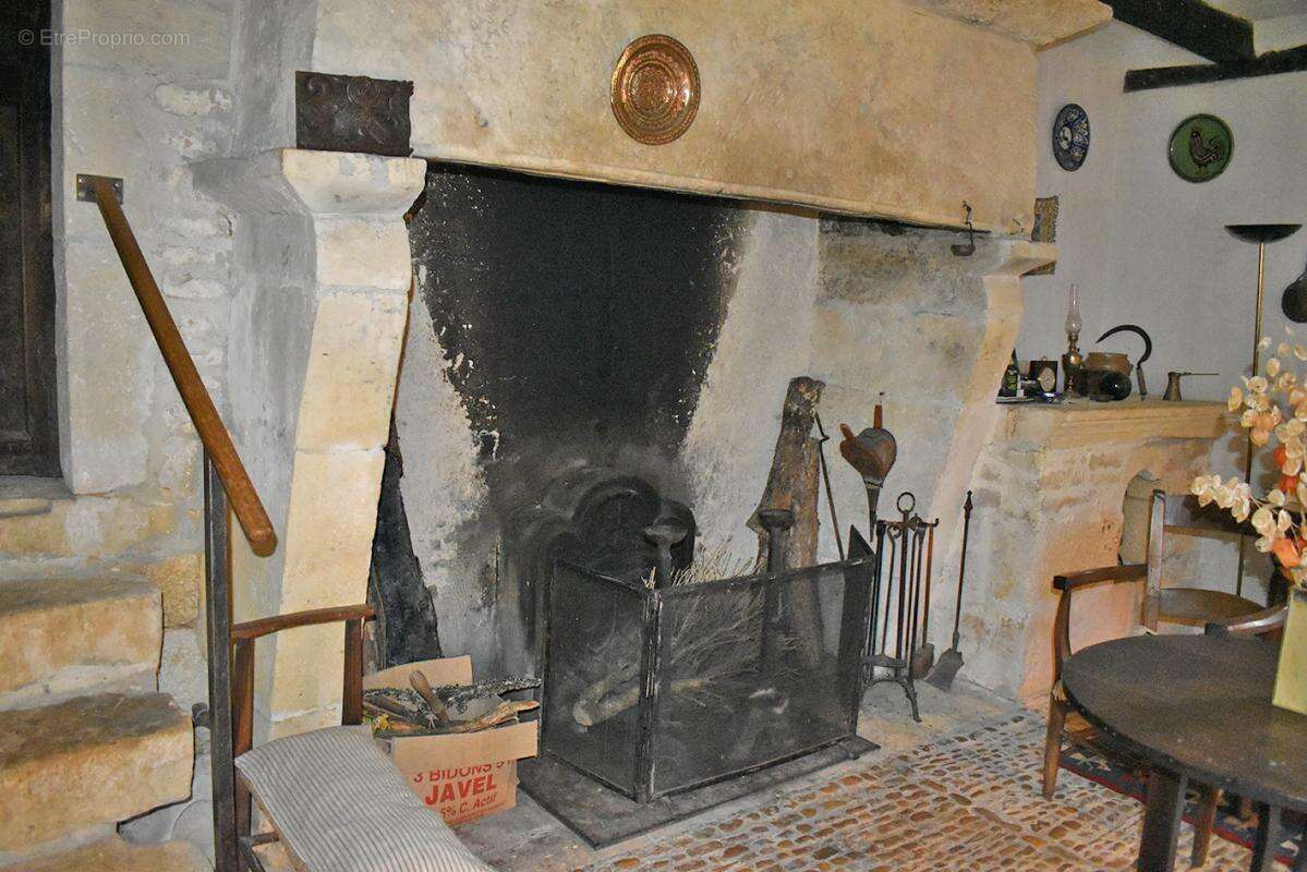 Maison à MONTIGNAC