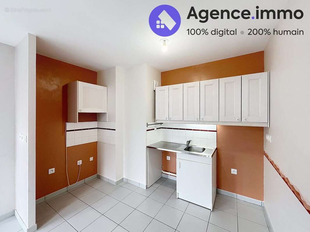 Appartement à SAINT-CYR-SUR-LOIRE