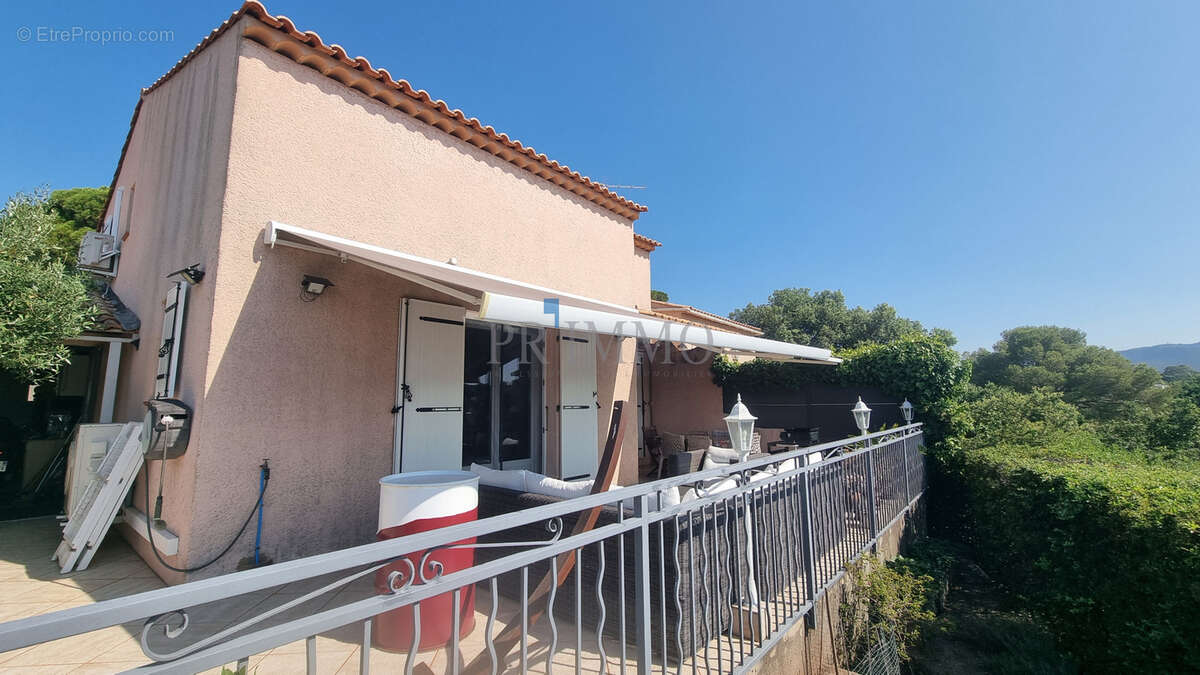 Maison à FREJUS