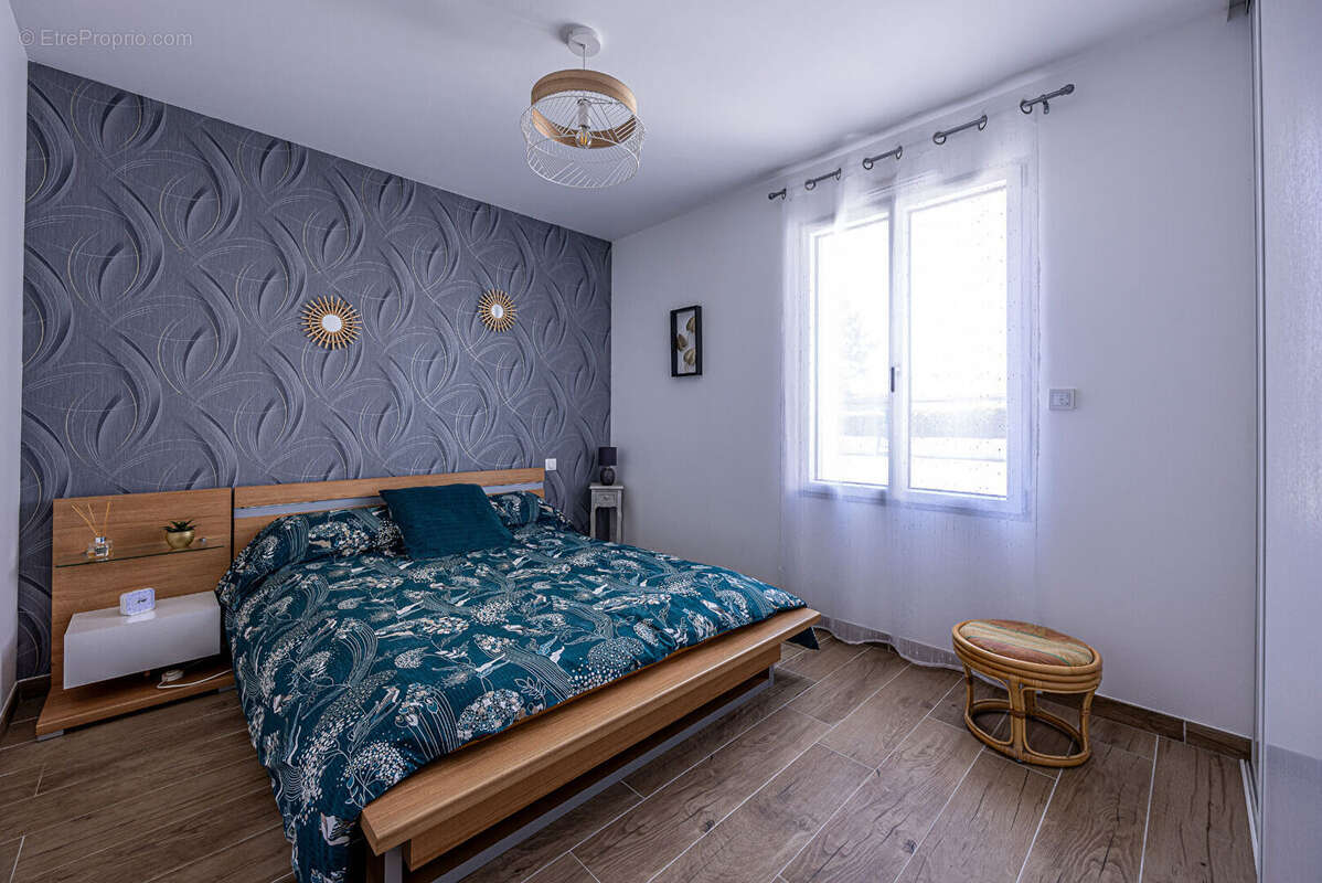 Maison à SAINTE-SOULLE