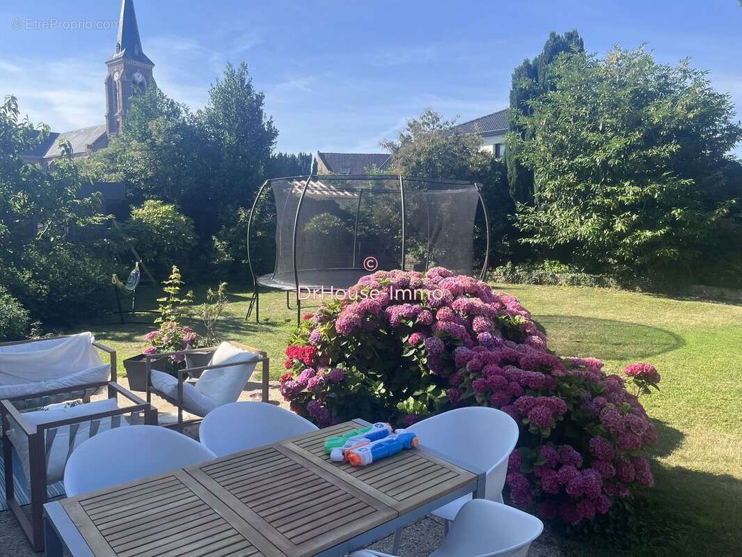 Maison 233 m² à Noeux-Les-Mines  - photo 4