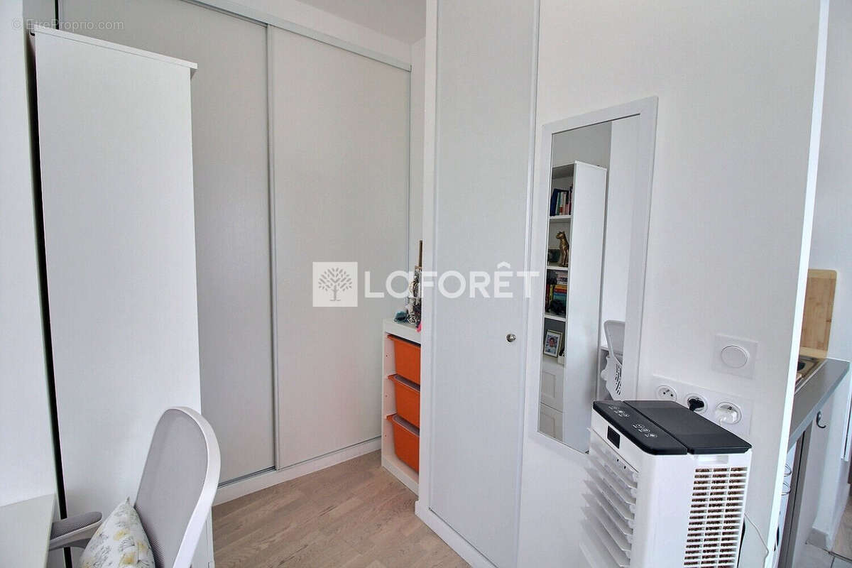 Appartement Rueil Malmaison 1 pièce(s) 28.17m2 - photo 6