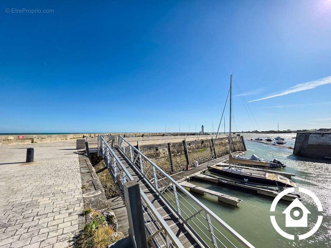 Maison à LA FLOTTE