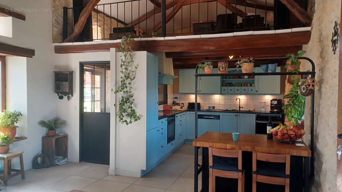Maison à PUY-L'EVEQUE