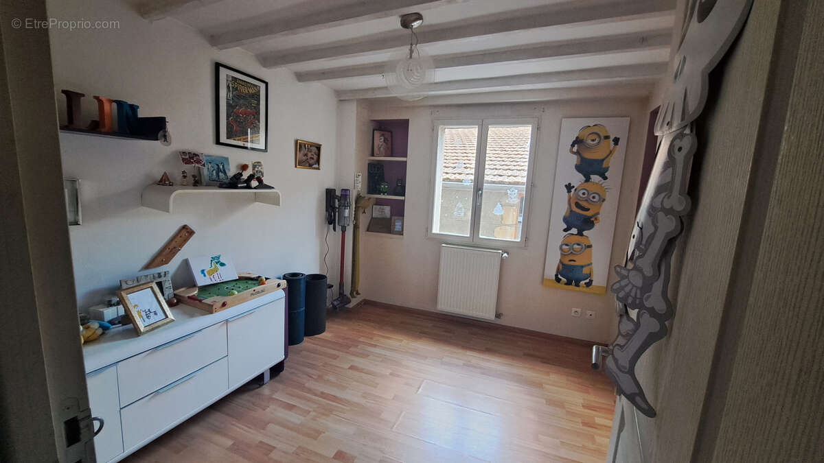 Appartement à BOURG-DE-PEAGE