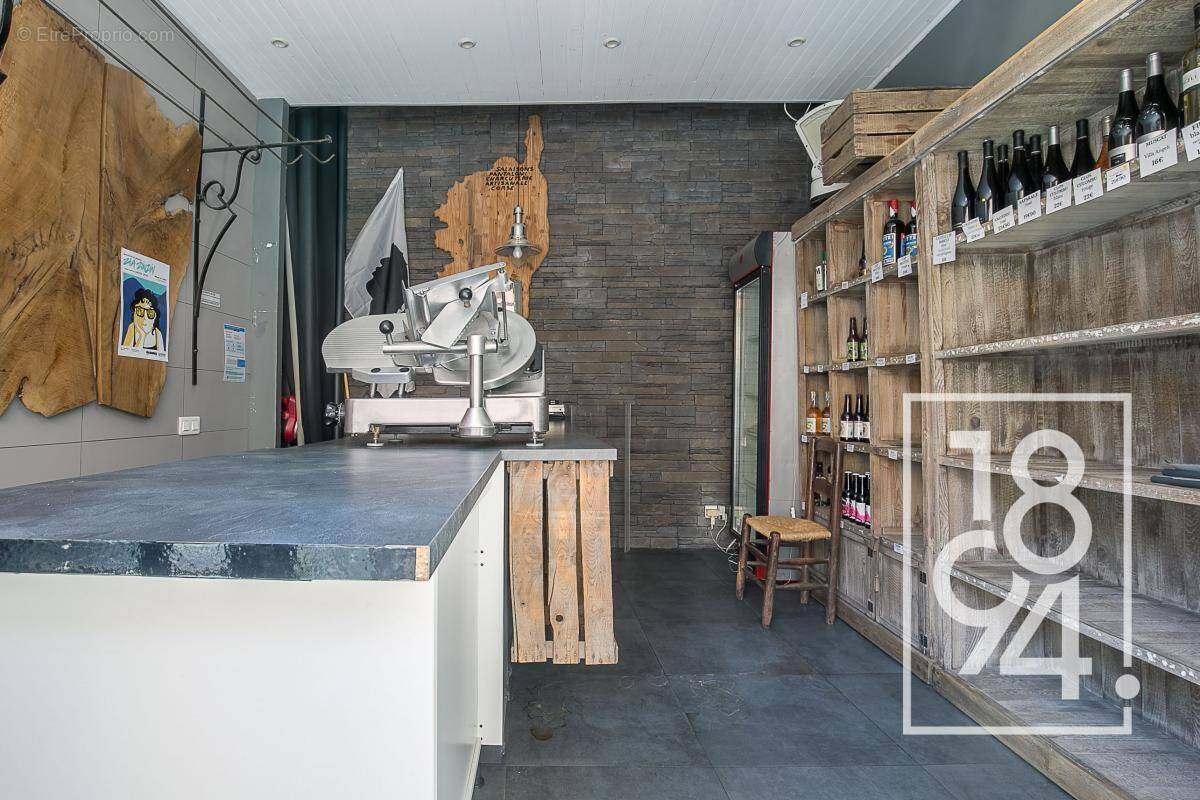 Commerce à MARSEILLE-4E