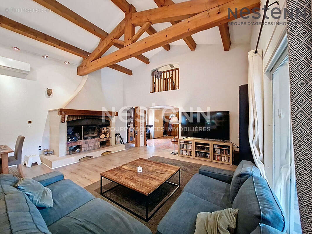 Maison à CANNES-ET-CLAIRAN