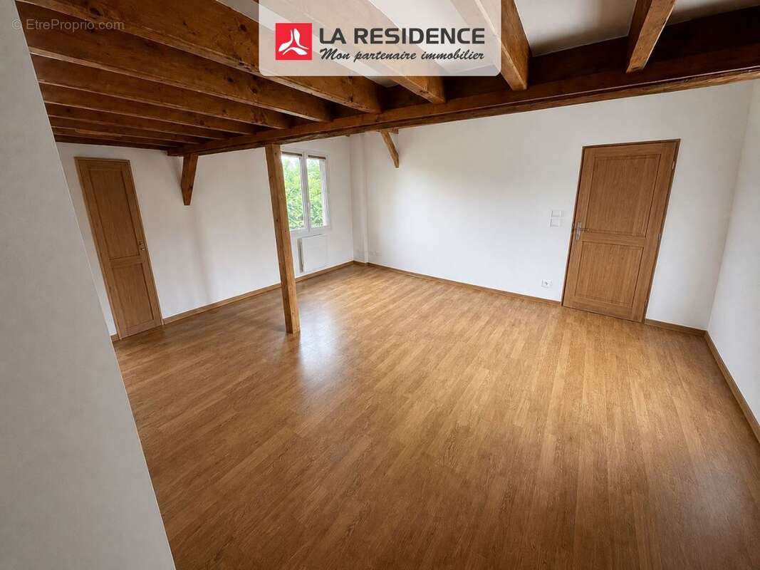 Appartement 63 m² à Mareil-Sur-Mauldre  - photo 2