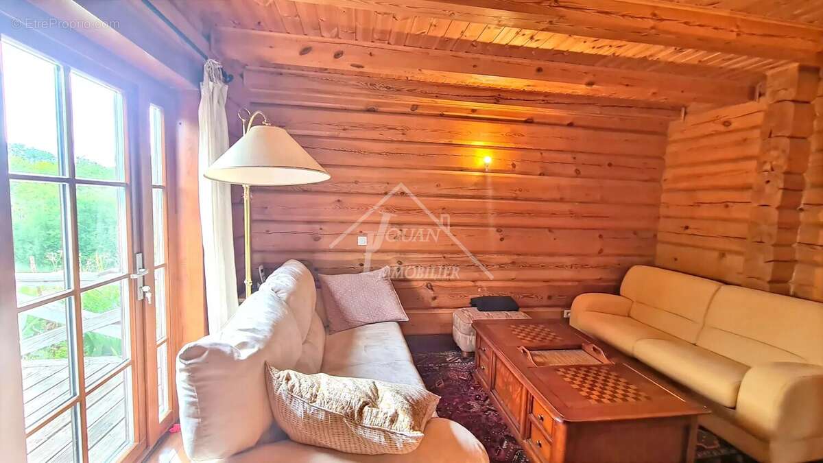 Maison en bois de 220 m² avec grand jardin à 11 min de Moulins, MARIGNY 03 - photo 10