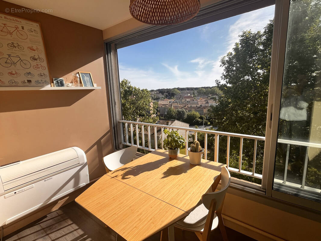 Appartement à SIX-FOURS-LES-PLAGES