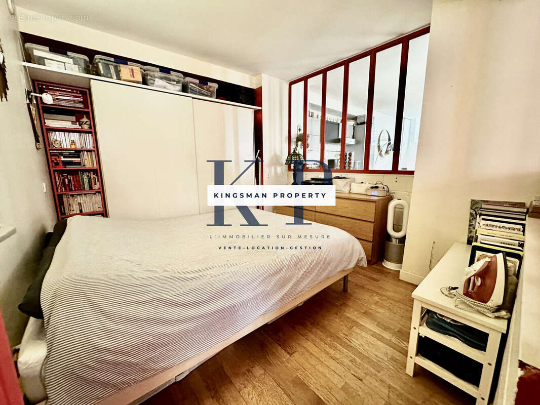 Appartement à PARIS-10E