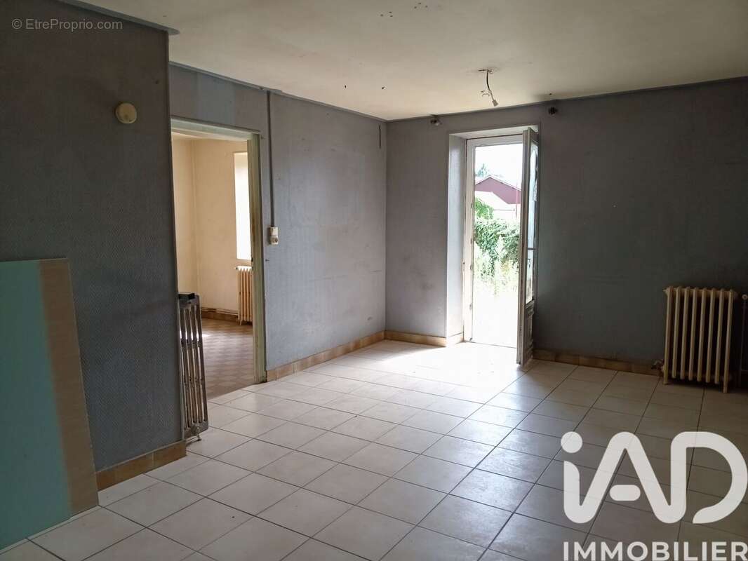 Photo 4 - Maison à GUEUGNON