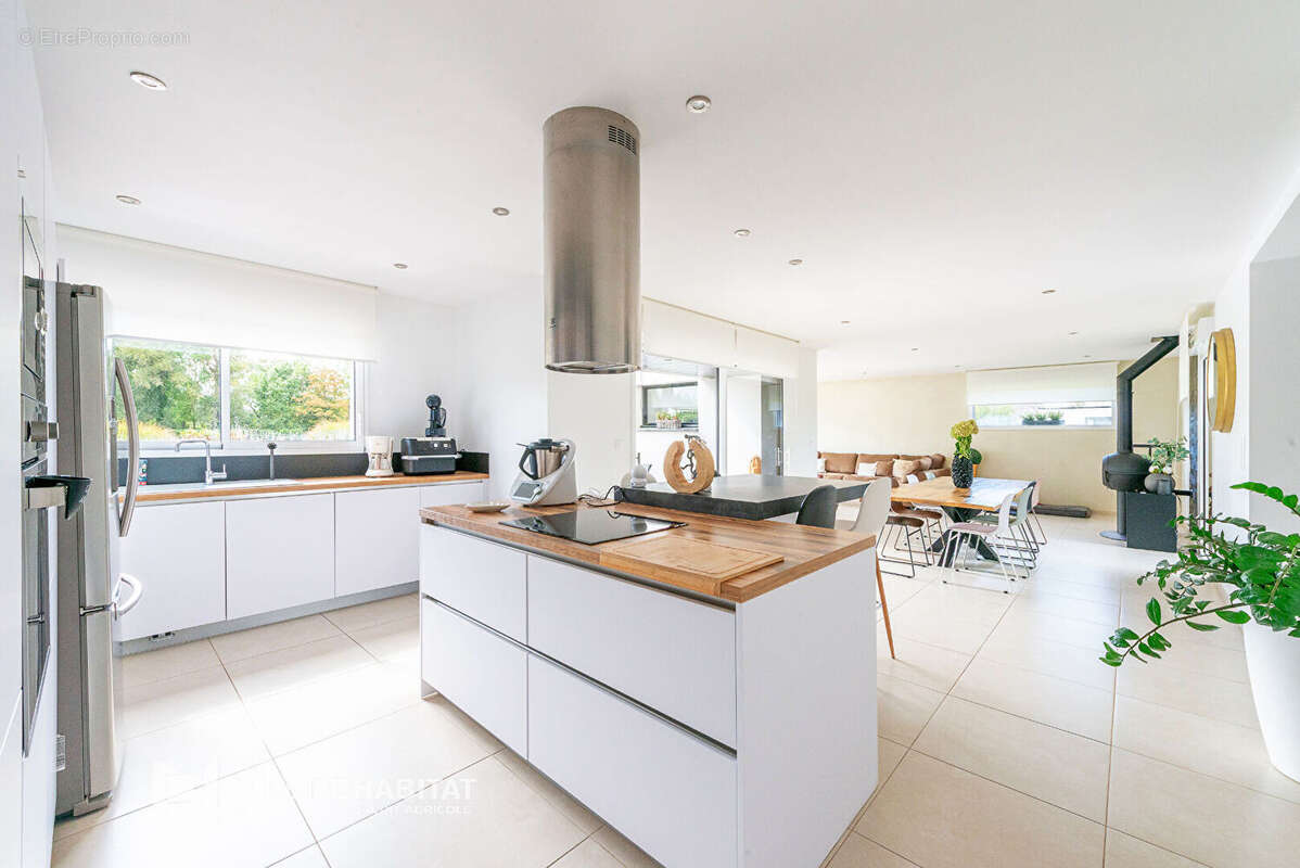 Maison à SAINT-AMAND-LES-EAUX