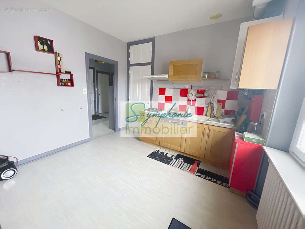 Appartement à COGNIN