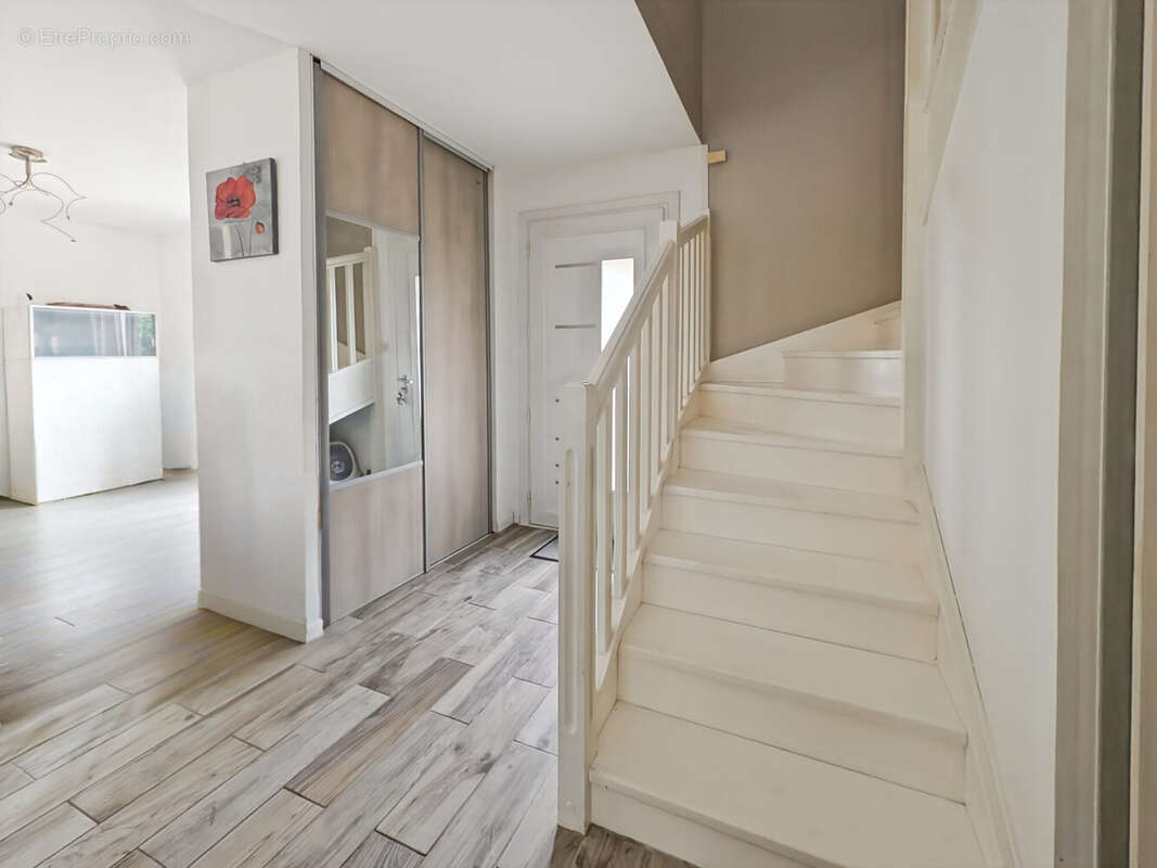 Maison à MIONS